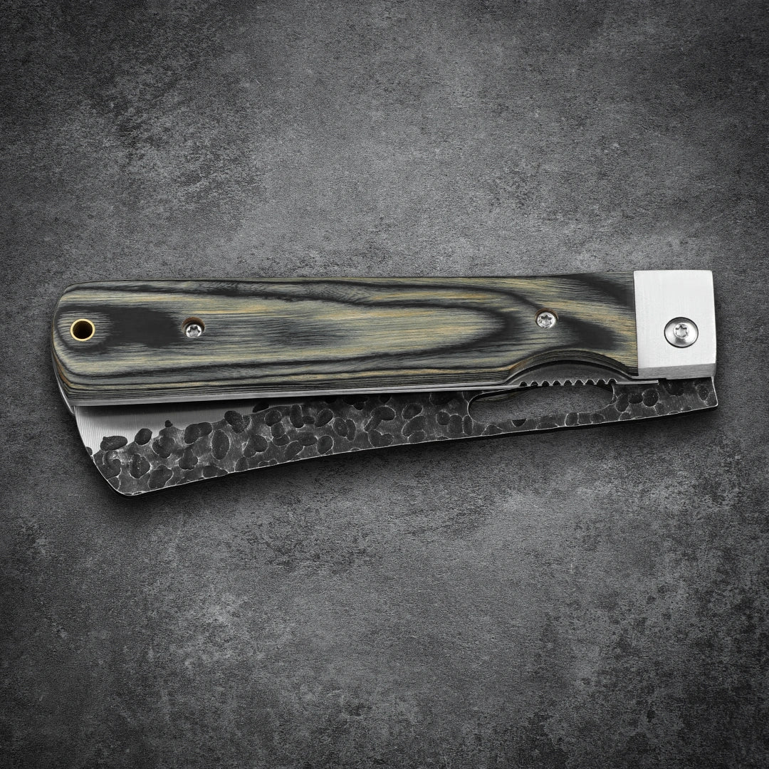 Huusk 4.14-Inch Green Wood Folding Serrated Knife